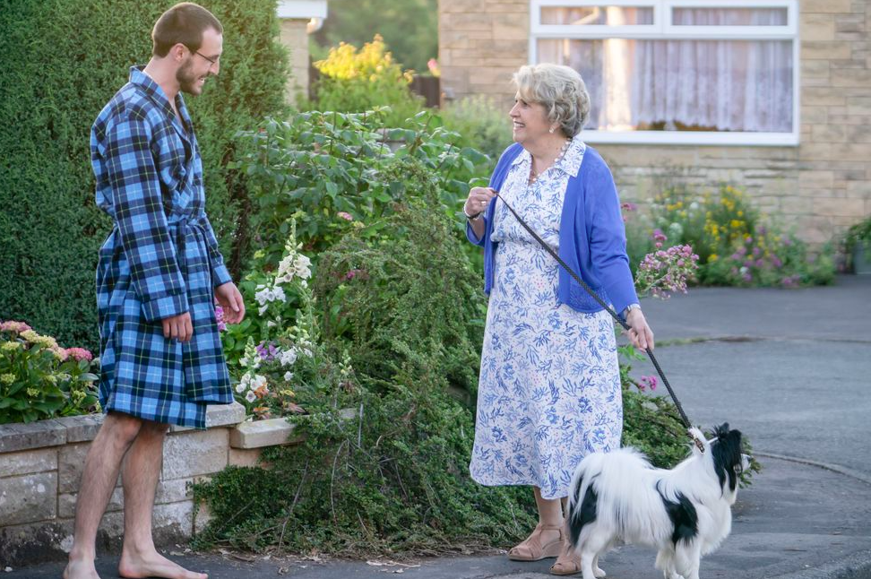 Eanna Hardwicke and Anne Reid, who is holding a dog in an article about The Sixth Commandment missed details