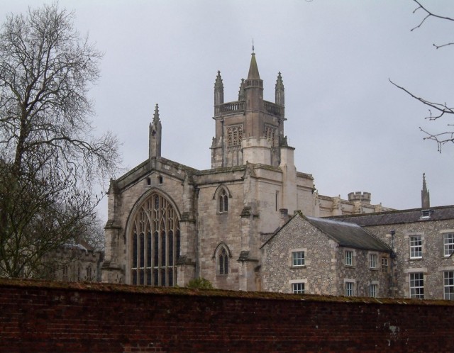 Winchester_-_College-1024x796