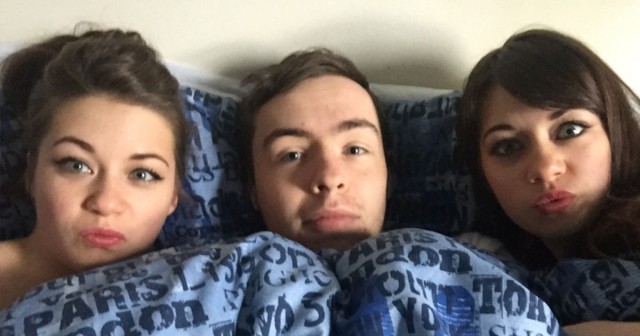 threesome2