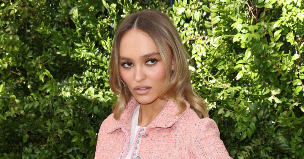 lily-rose depp parents struggles of being an actor nepo baby
