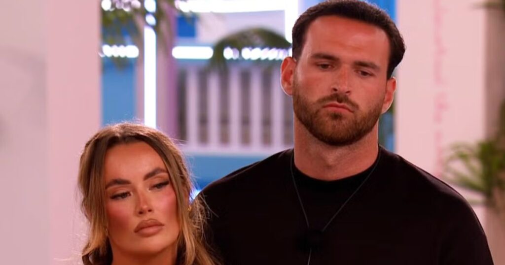 love island harriett blackmoore ronnie vint