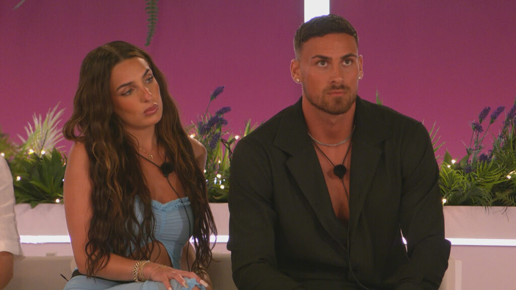 An Expert Dishes The Dirt On The First Love Island 2025 Couples