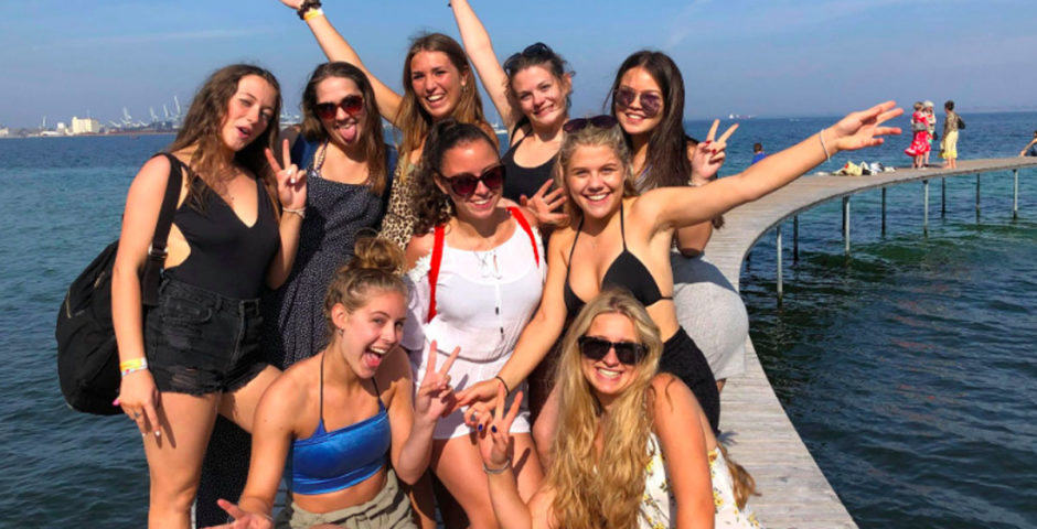 some young girls who are defo not on a geography trip but i really needed another pic