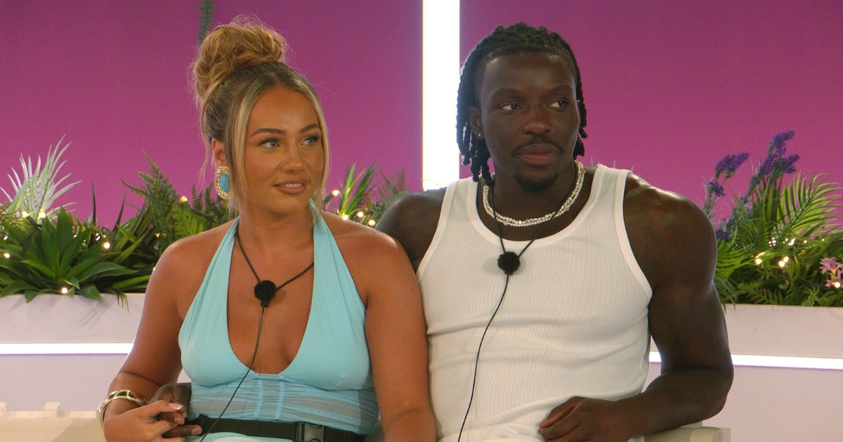 Love Island People work out ‘real reason’ Dejon is turning on Meg