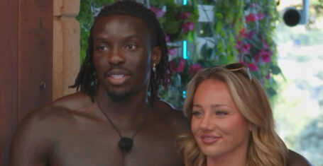 Love Island Dejon apologised