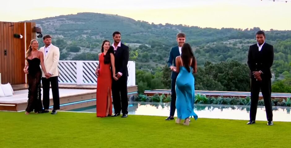 some love island 2025 couples in the finale