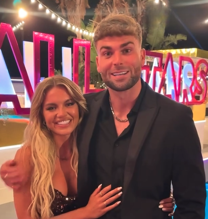 tom and molly at the love island all stars 2024 final