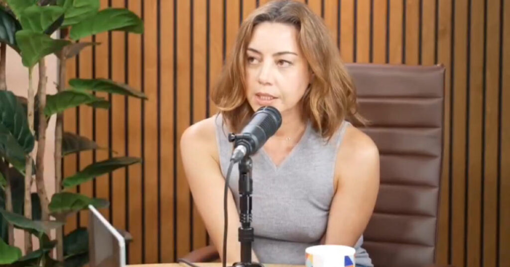 Aubrey Plaza husband