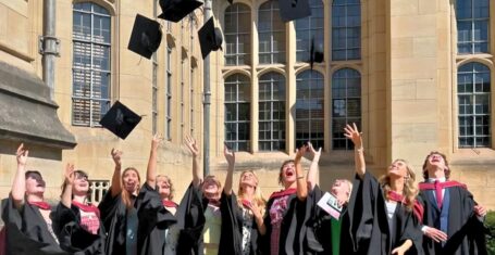 grads at the uni of bristol a russell group uni where they get averagey grad salaries tbh