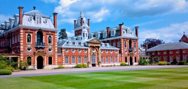 wellington college one of the uk most expensive private schools 2025