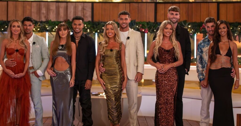 love island winners engaged