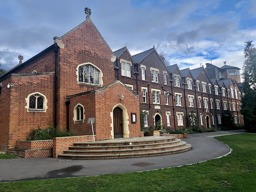 st edmunds college cambridge