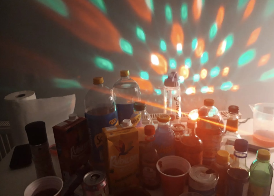 Drinks on a table during a pres