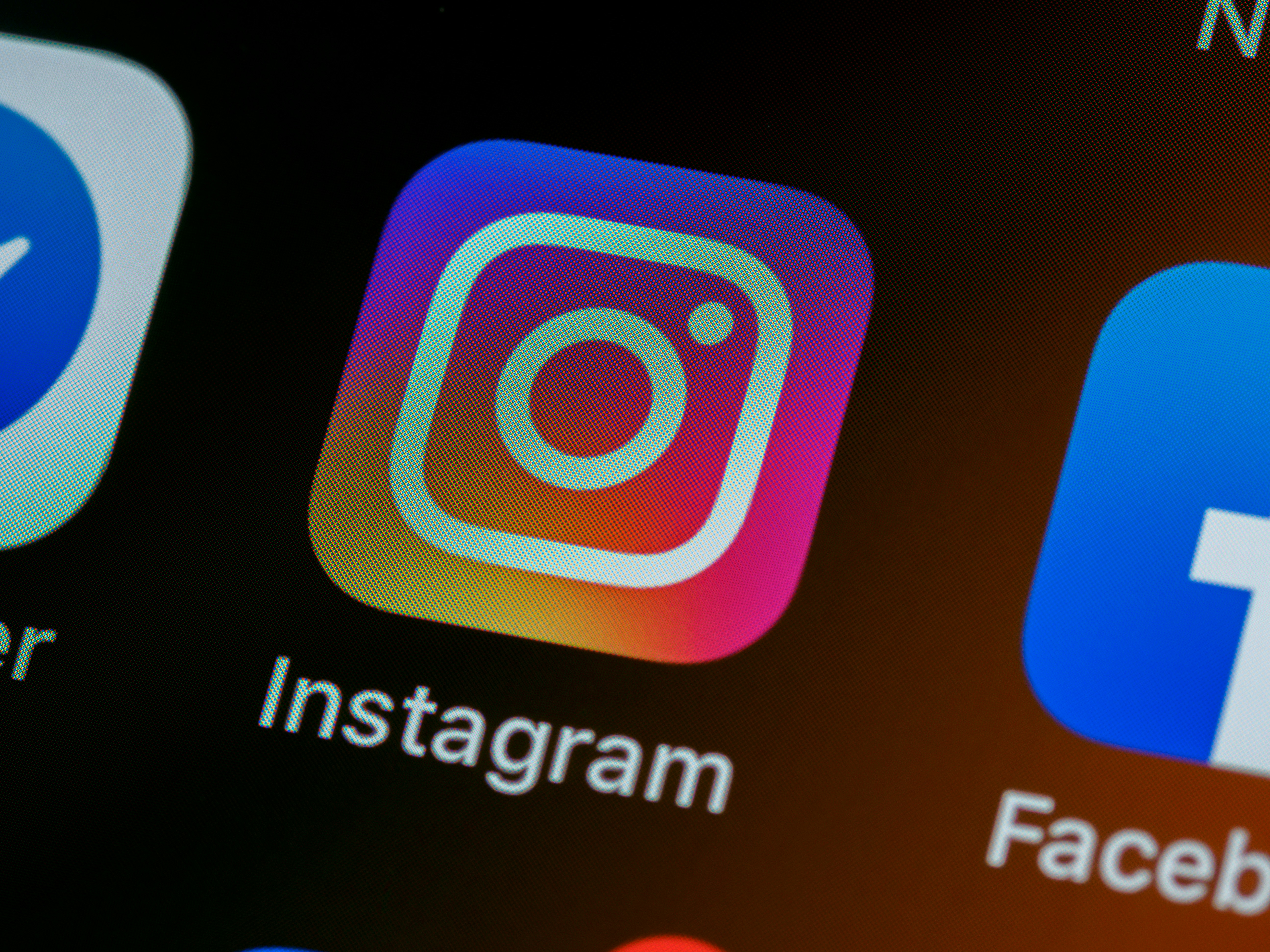 facebook Instagram monthly charge