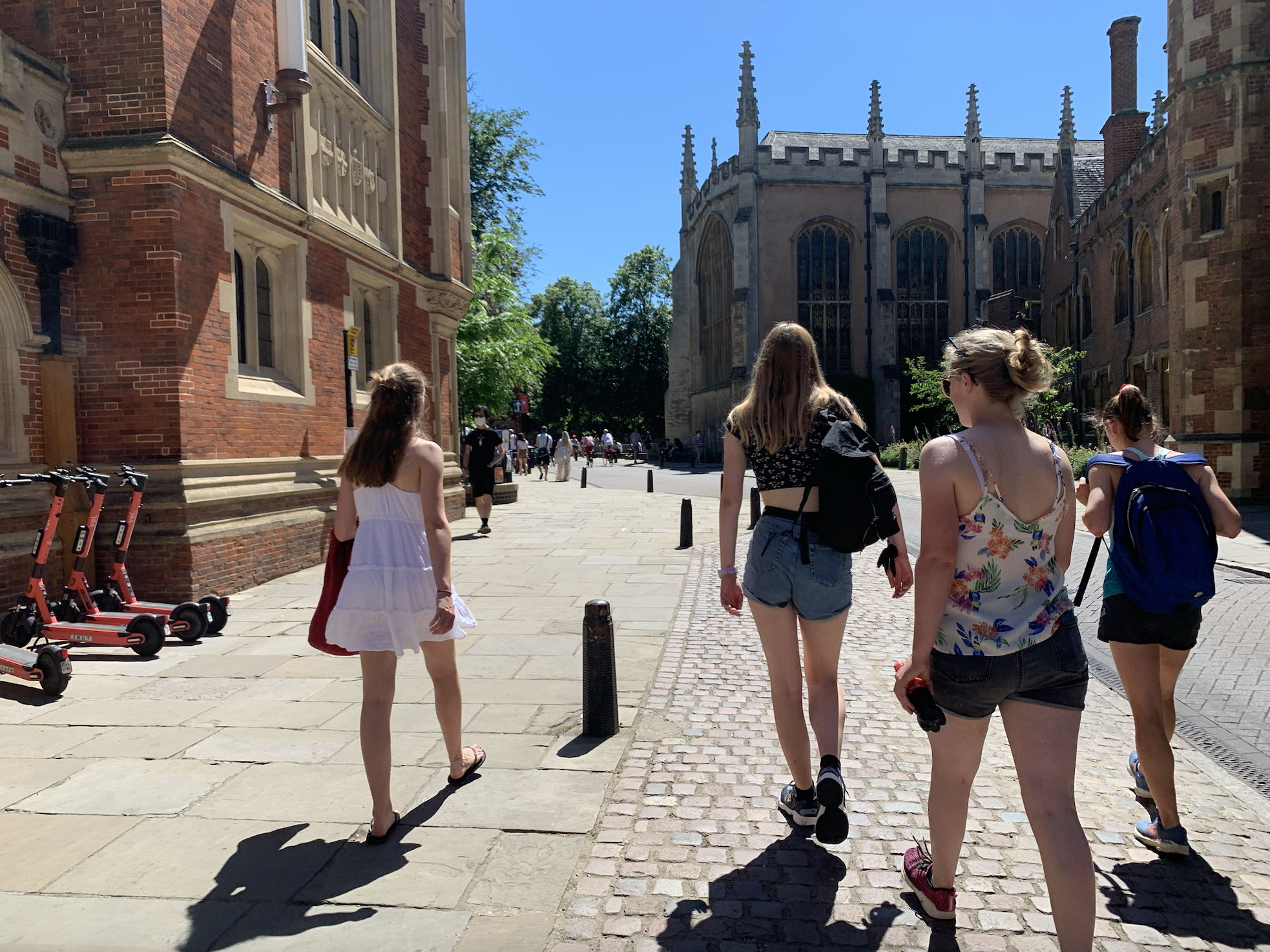 some people walking home well in cambridge where i don't live anymore but it's a nice picture to demonstrate a route home