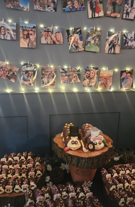 the cakes at the wedding of mafs uk groom caspar 