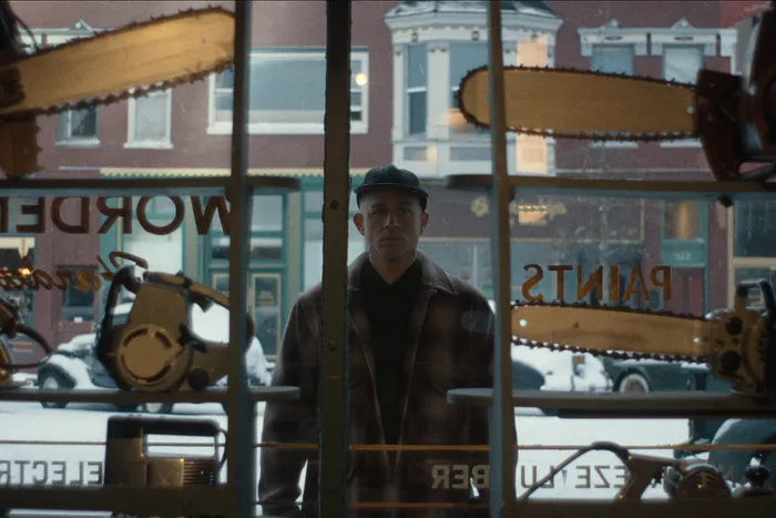 Ed Gein at the shop in Netflix's Monster