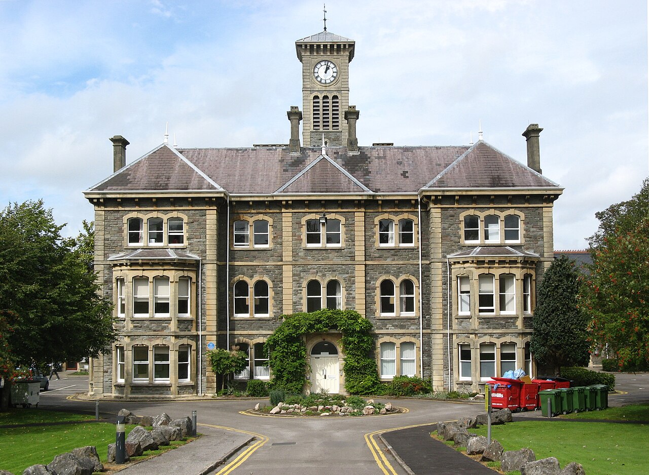 UWE Bristol's Glenside Campus one of the seven uk universities cutting this healthcare course