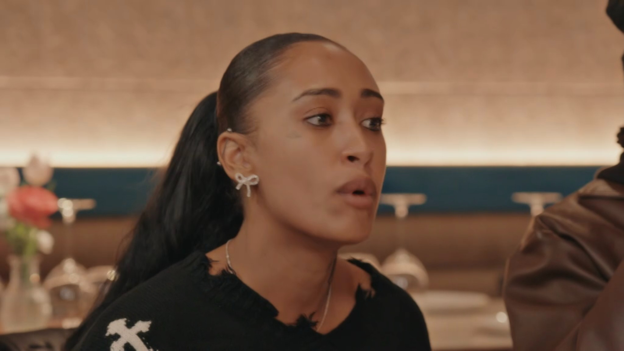 Divarni's cousin Tia on MAFSuk 2025 for in-laws week(Image via Channel 4)