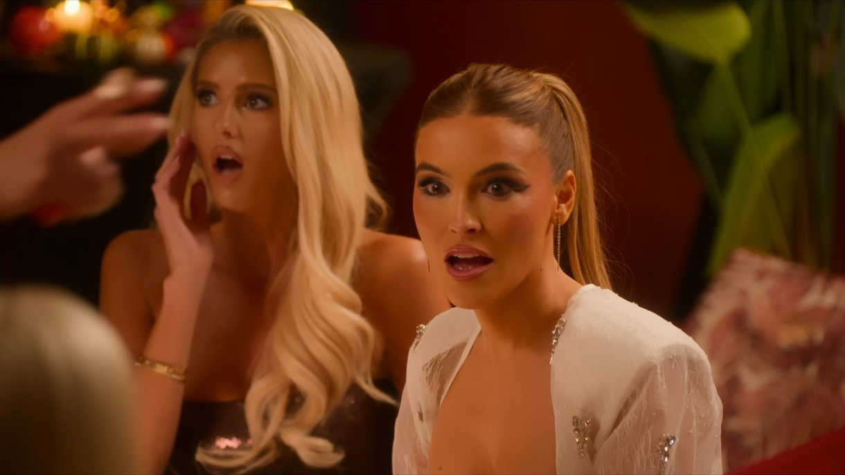 selling sunset emma chrishell