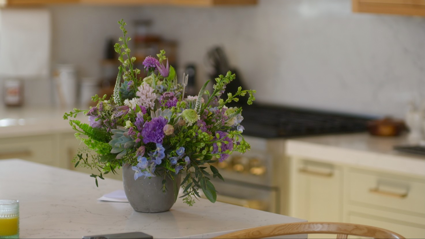 selling sunset flowers