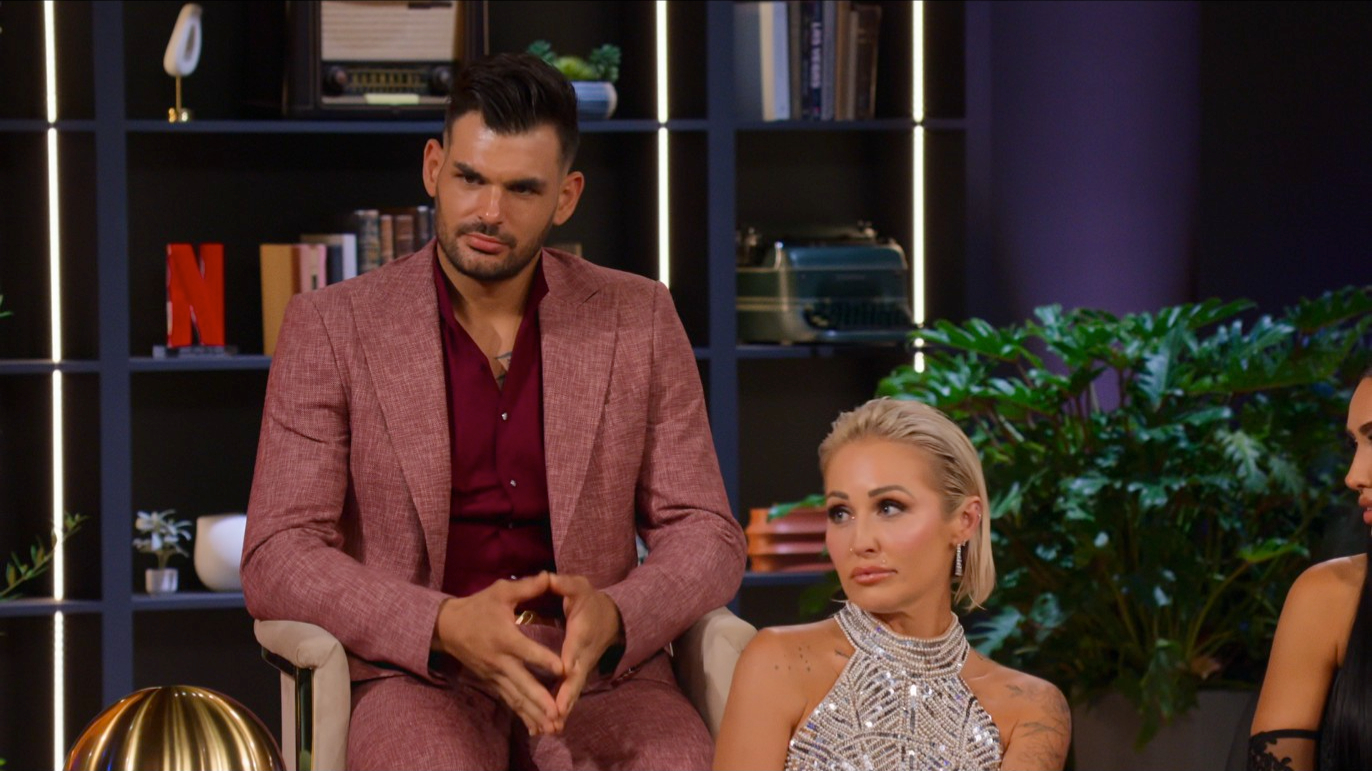 romain and mary in selling sunset who will probs be back