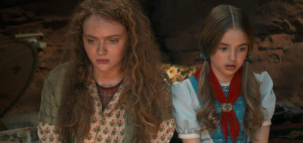 Stranger Things Max Holly plot hole