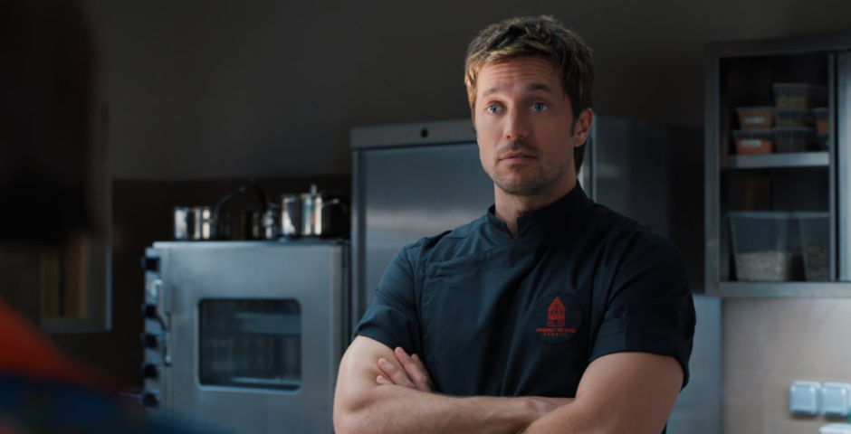 Lucas Bravo Emily in Paris quit