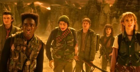 stranger things finale final fight steve lucas mike that creep nancy and robin