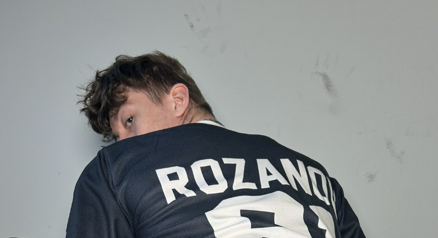 Ilya Rozanov or Shane Hollander #HeatedRivalry 