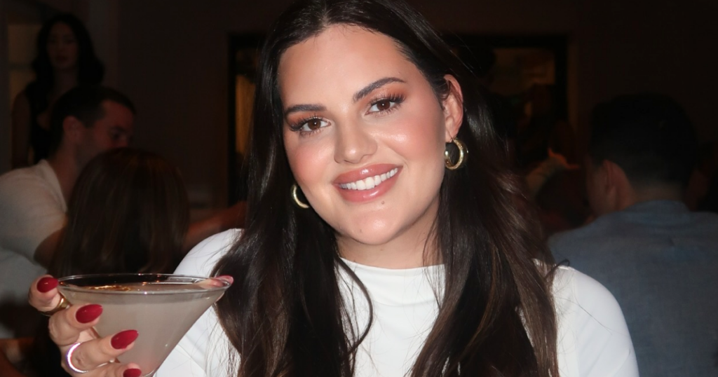 Alexa from Love Is Blind