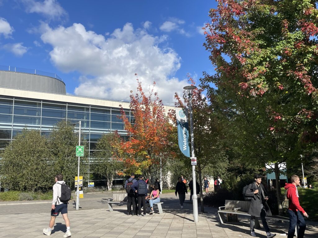 A nice sunny day at the Exeter Uni campus