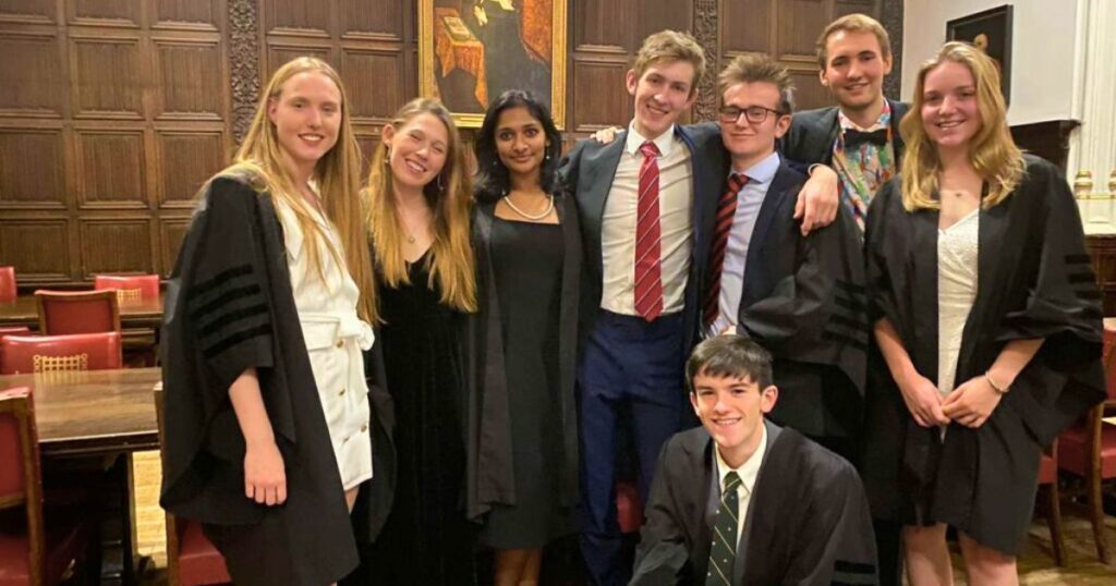 oxbridge students easiest hardest courses to get offers for oxford cambridge unis