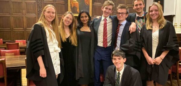 oxbridge students easiest hardest courses to get offers for oxford cambridge unis