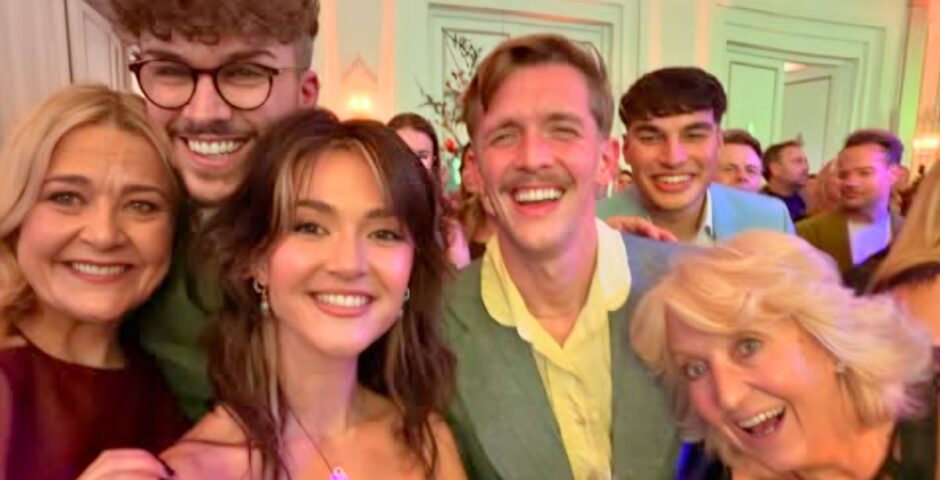 the traitors season four cast a nice selfie from jade's instagram