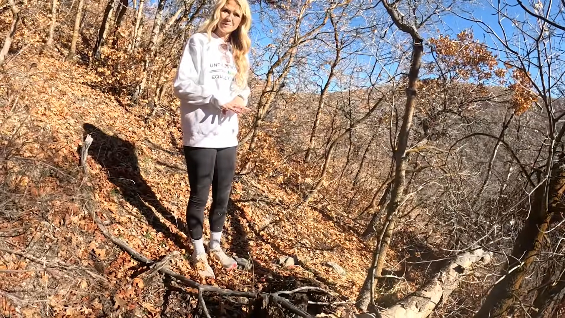 Elizabeth Smart returns to kidnapping site