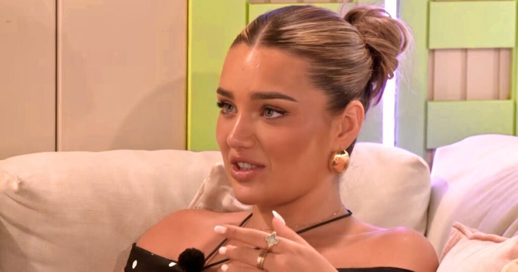 love island all stars lucinda