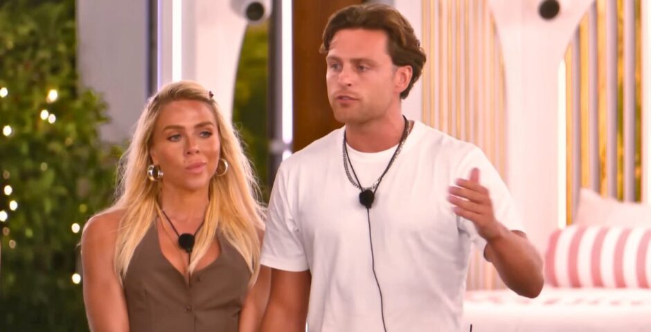 gabby and casey love island all stars