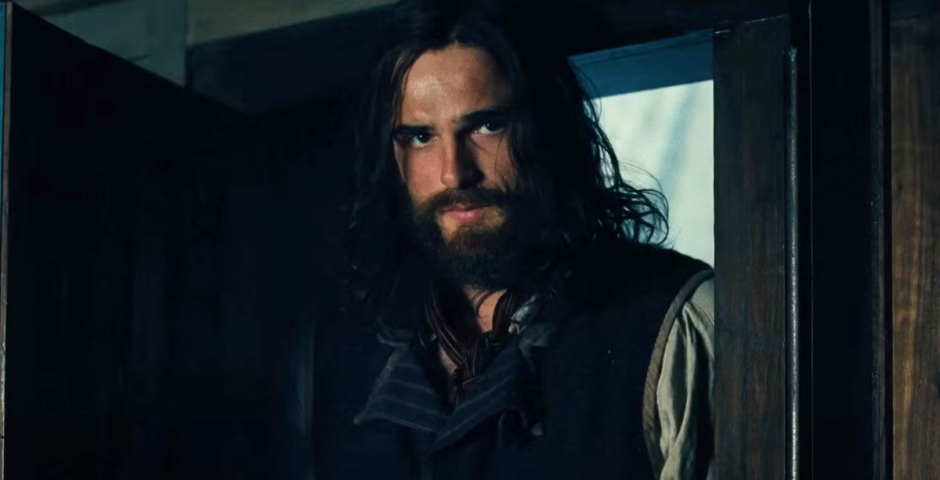 what happens Heathcliff Wuthering Heights