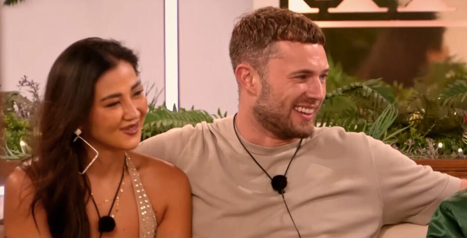 love island curtis kyra