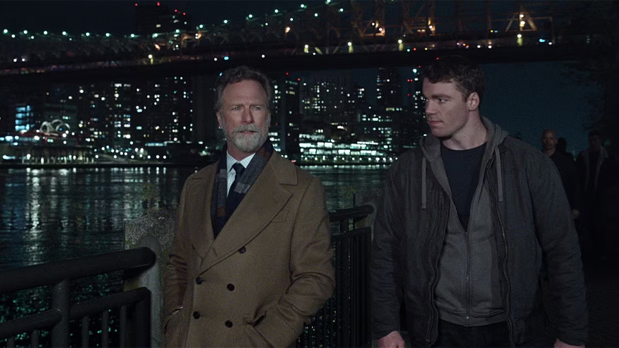 Monroe and Peter in the night agent