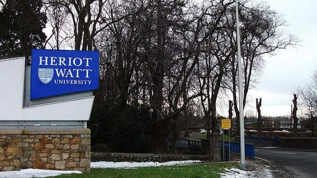 Thousands urge Edinburgh’s Heriot-Watt University to reverse language cuts