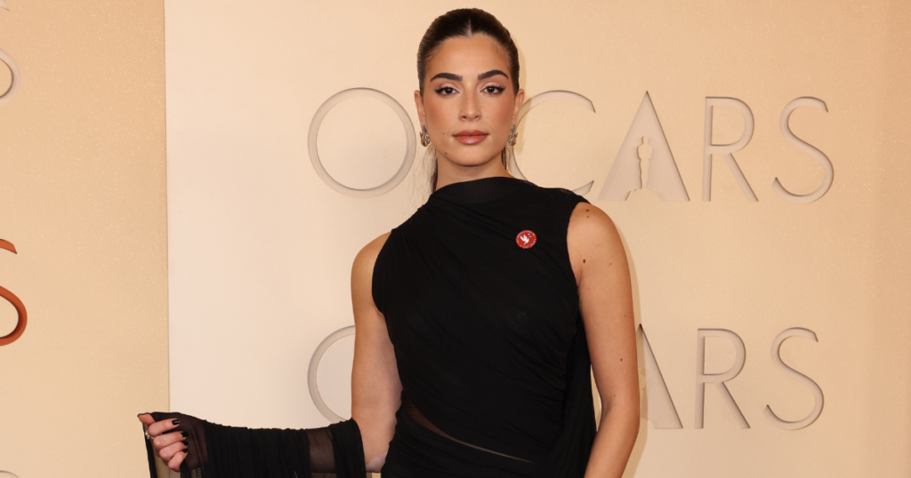 Meaning red pins Oscars 2026