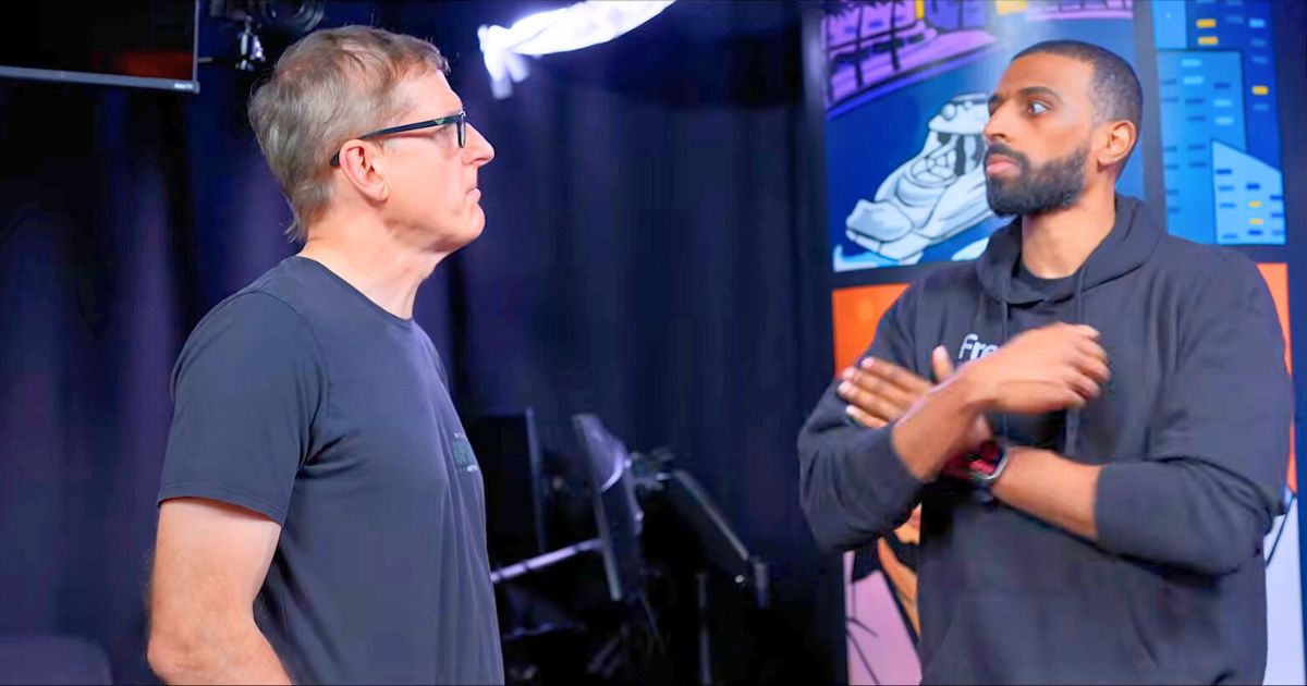 Louis Theroux interviewing Myron (Image via Netflix)