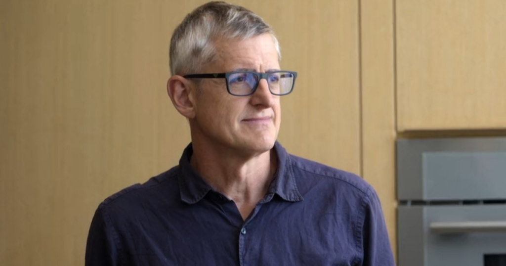 Louis Theroux doc cut scene