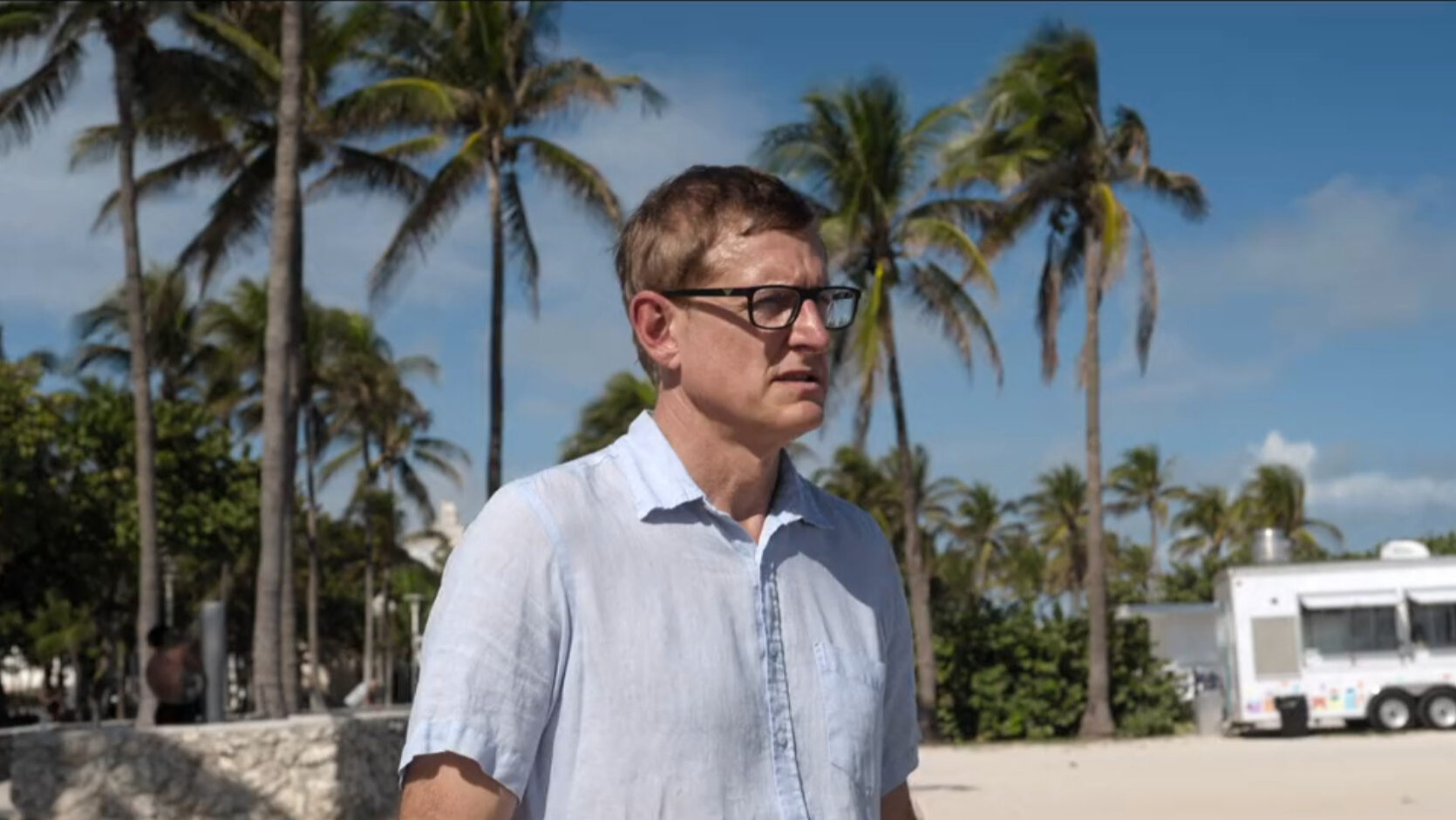 Louis Theroux net worth rich