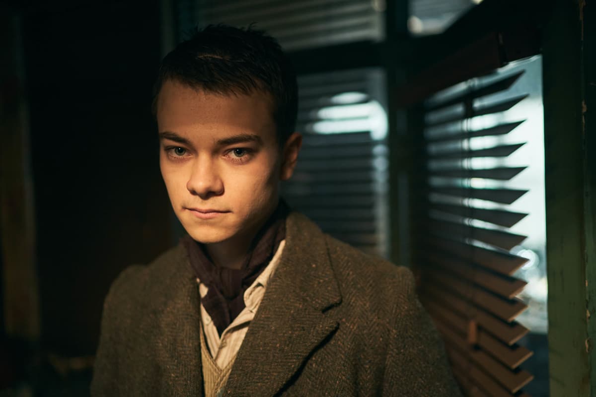 Peaky Blinders movie Duke Shelby recast