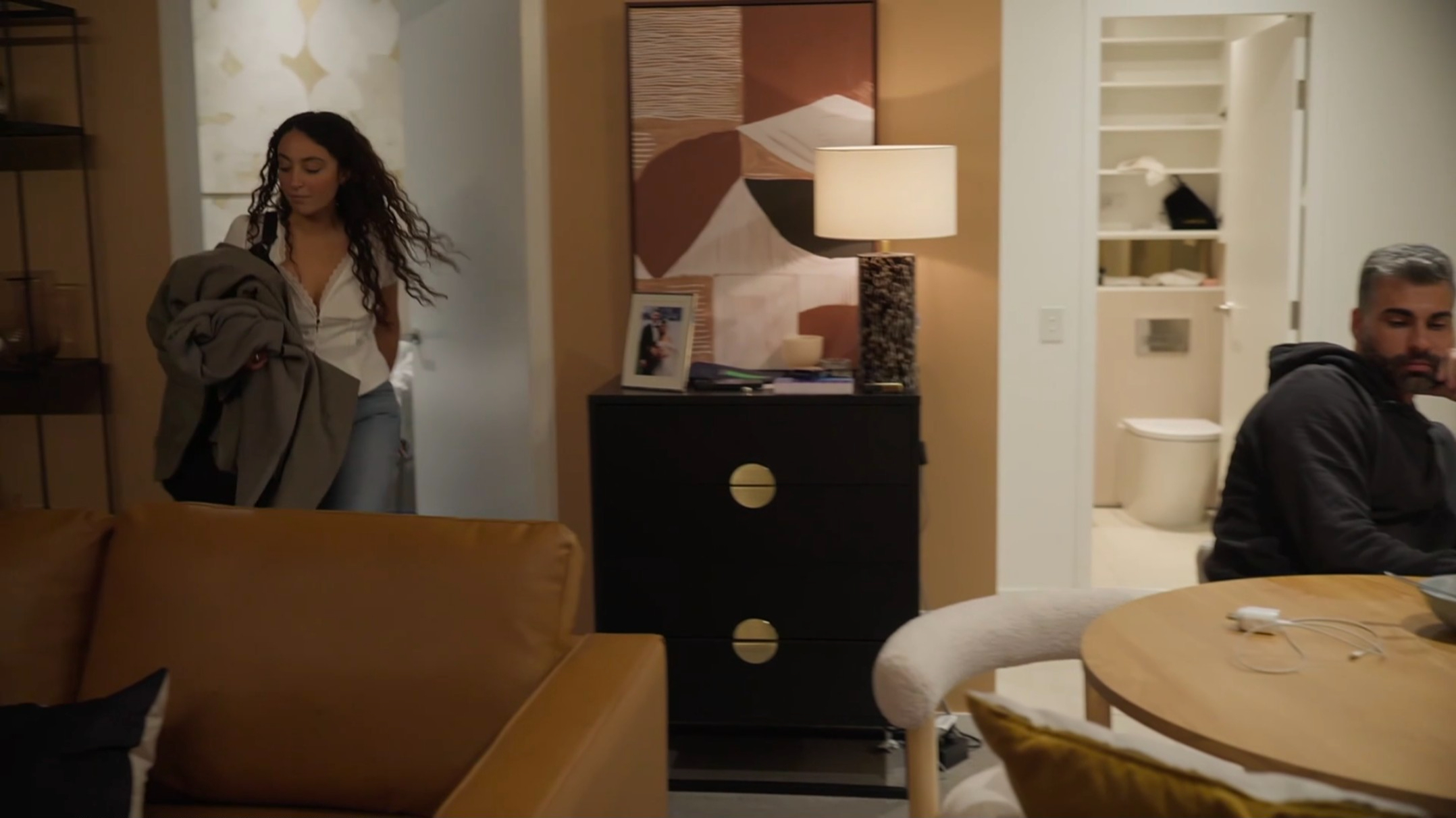 Joel and Juliette mid-argument(Image via Channel 4)